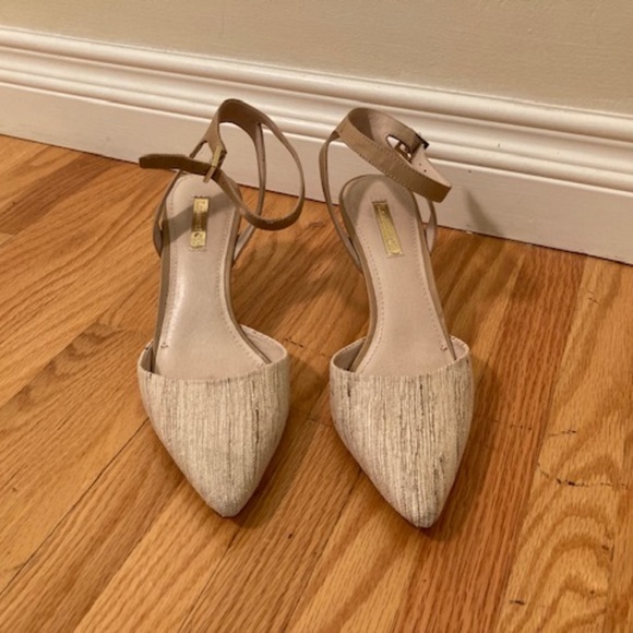 Louise et Cie Ankle Strap Pumps in Linen Size 8 - Picture 2 of 5